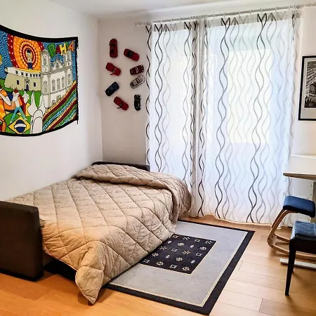 Spacious And Bright 2 Bedroom Near Poetto Апартаменты